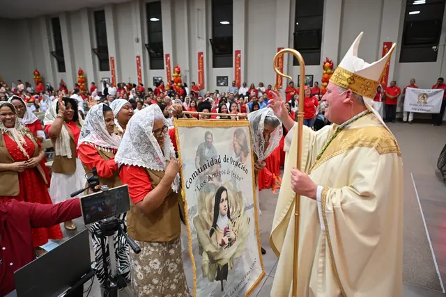 Foto 20 de la Gran Vigilia de Pentecostés 2026
