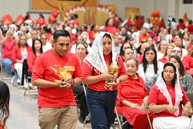 Foto 73 de la Gran Vigilia de Pentecostés 2026