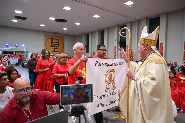 Foto 84 de la Gran Vigilia de Pentecostés 2026