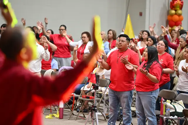 Foto 106 de la Gran Vigilia de Pentecostés 2026