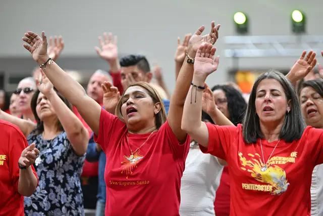 Foto 109 de la Gran Vigilia de Pentecostés 2026