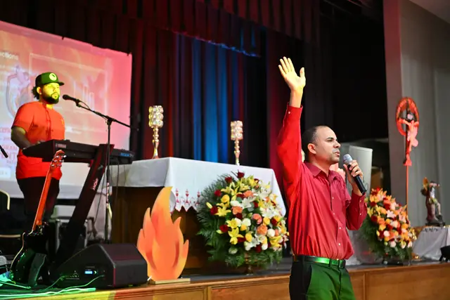 Foto 124 de la Gran Vigilia de Pentecostés 2026