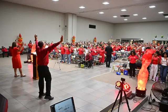 Foto 134 de la Gran Vigilia de Pentecostés 2026
