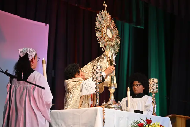 Foto 138 de la Gran Vigilia de Pentecostés 2026